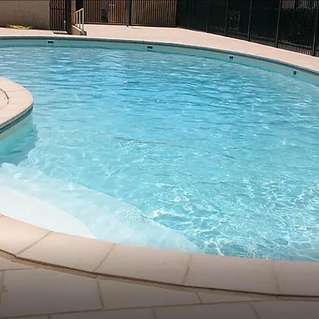 Apartment Saint-pierre-la-mer : T2 Avec Piscine, Parking, Clim, Terrasse - 4 Pers. - Fr-1-795-26 Fleury (Aude)